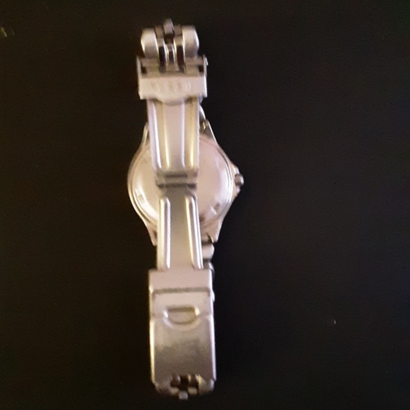 Watch - Picture 3 of 3